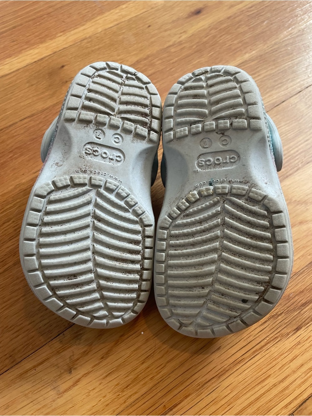 CROCS Kids Glitter Ombre Clogs in Pink and Blue - Picture 5 of 5